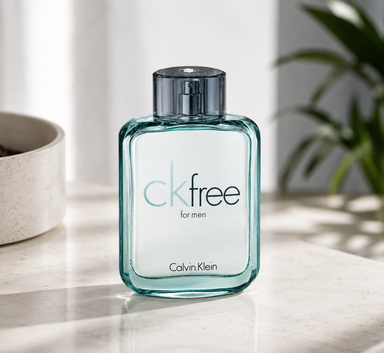 Calvin Klein CK Free For Men Eau de Toilette 100ml Image 2